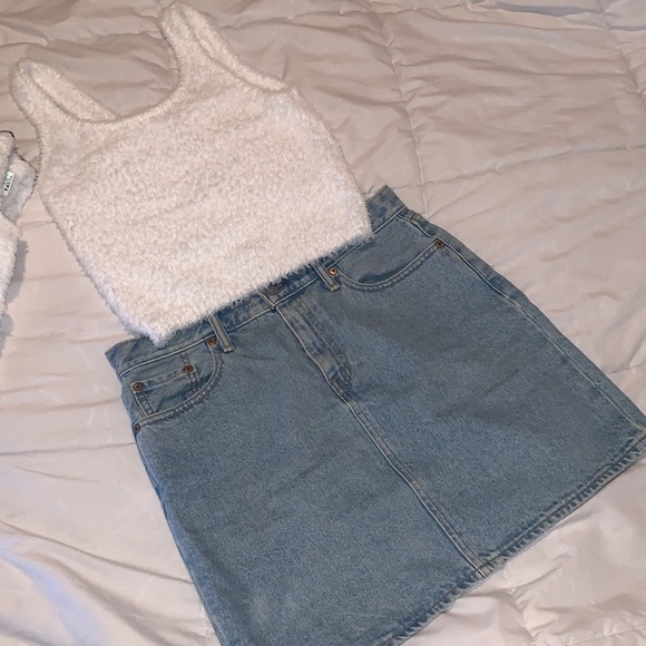 Vintage Levi’s Jean Skirt - Picture 4 of 4